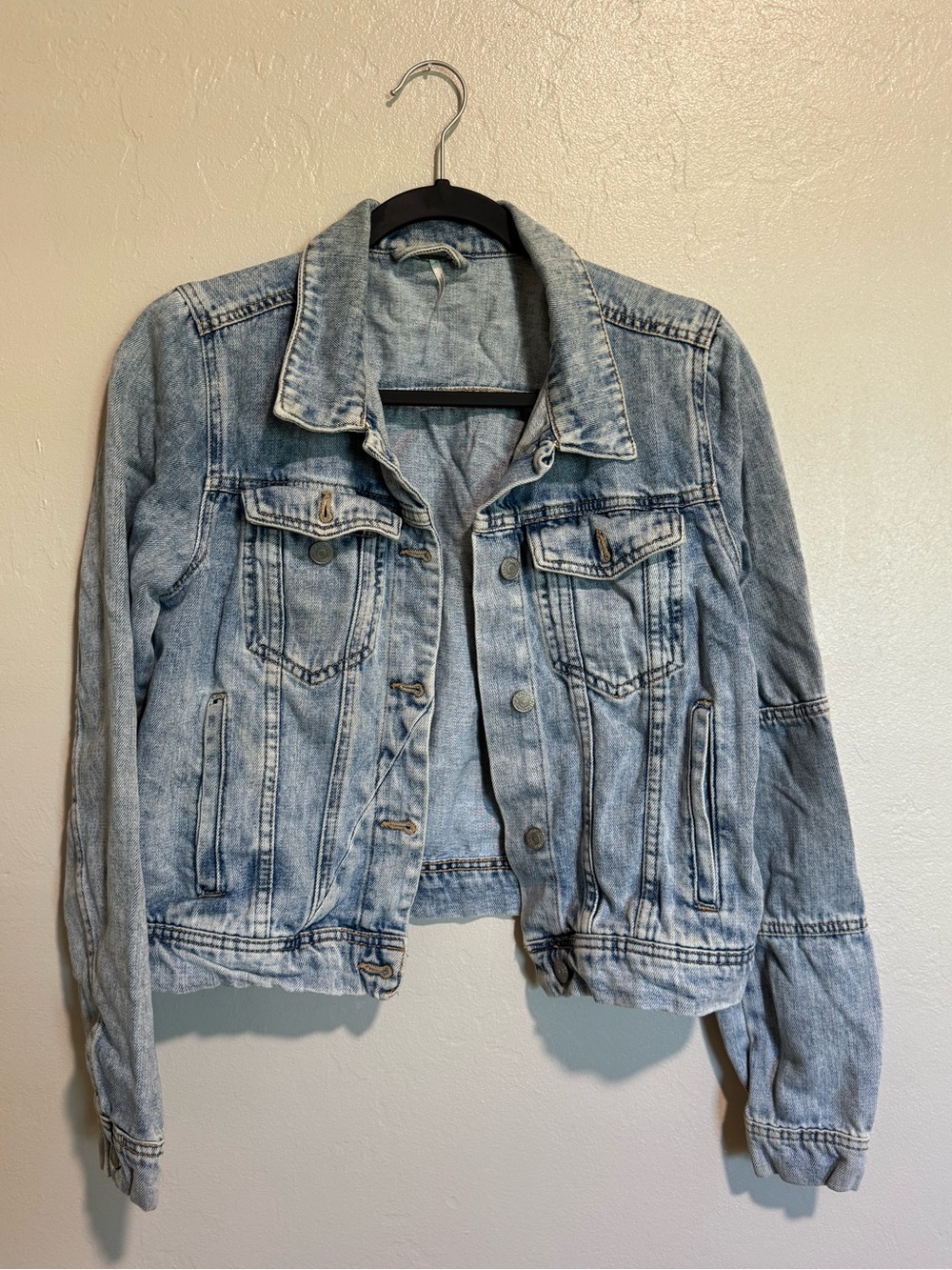 Free People Rumors Denim Jacket Medium Distressed Acid Wash Blue